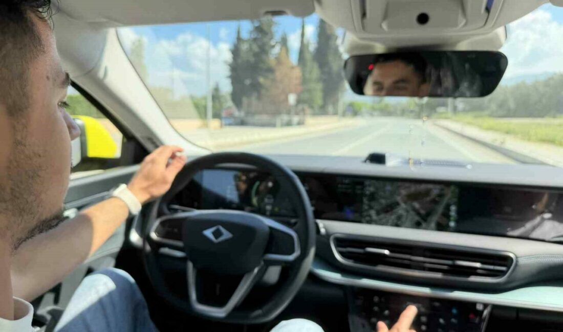 Bursa’da bir ilk, Togg T10F taksi oldu Bursa’nın İznik ilçesinde dedesinin hediye ettiği Togg’un yeni fastback modeli