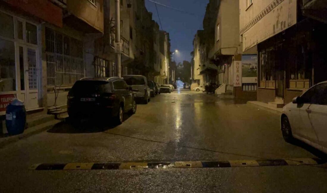 Bursa’da feci kaza: Aracın altında kalan 4 yaşındaki çocuk ağır yaralandı Bursa’da iddiaya göre sürücünün fark etmediği 4 yaşındaki kız, aracın