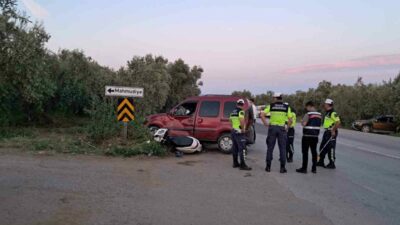 Bursa’nın İznik ilçesinde motosiklet ile hafif ticari aracın çarpıştığı kazada