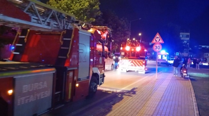 Bursa’nın Osmangazi ilçesinde sporcu kamp merkezinin sauna bölümünde çıkan yangın,
