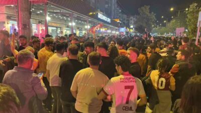 Galatasaray, kendi sahasında Antalyaspor’u 4-2 yenerek Süper Lig’deki şampiyonluk sayısını