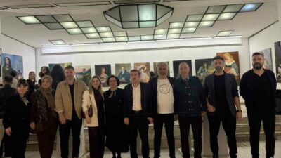 Bursa Zeki Müren Güzel Sanatlar Lisesi öğrencilerinin yıl boyunca hazırladığı