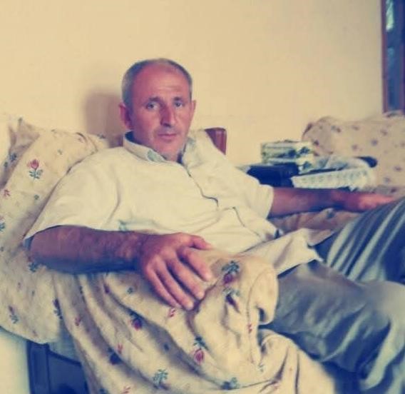Kendi fabrikasında asansör boşluğuna düşüp hayatını kaybetti Bursa’nın İnegöl ilçesinde faaliyet gösteren bir demir doğrama iş yerinde