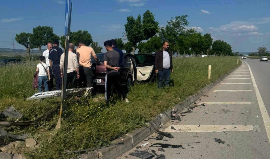 Osmaneli Belediye Başkanı trafik kazasında yaralandı Bursa’nın Yenişehir ilçesinde meydana gelen trafik kazasında Osmaneli Belediye Başkanı