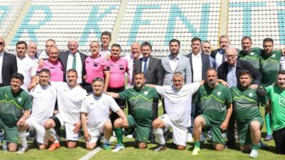 Osmangazi Belediyesi’nin Bursa’nın fethinin 700’üncü yılı etkinlikleri kapsamında düzenlediği 4.