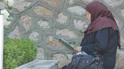 Bursa’da Kurban Bayramı arifesinde Pınarbaşı Garnizon Şehitliği’nde duygu dolu anlar