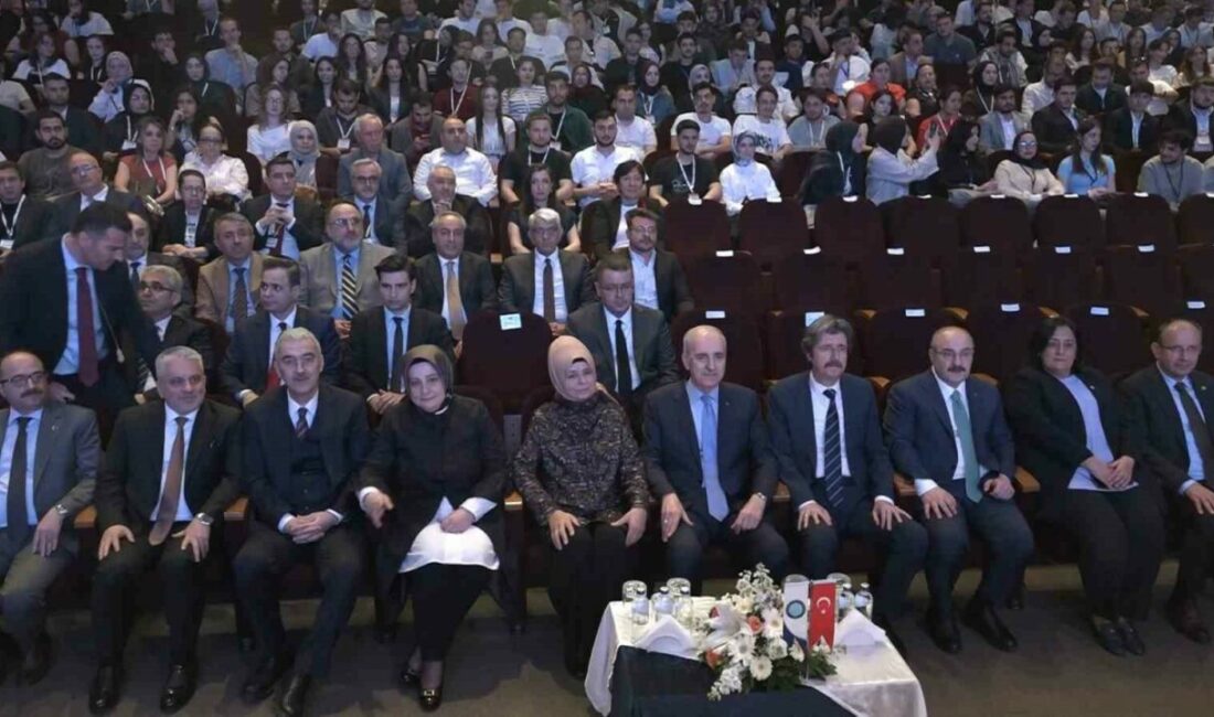 TBMM Başkanı Prof. Dr. Numan Kurtulmuş: “Dünyanın yeni ekonomik mimariye ihtiyacı var” Bursa Uludağ Üniversitesi ’Küresel Adalet Arayışı’ konferansına katılan TBMM Başkanı