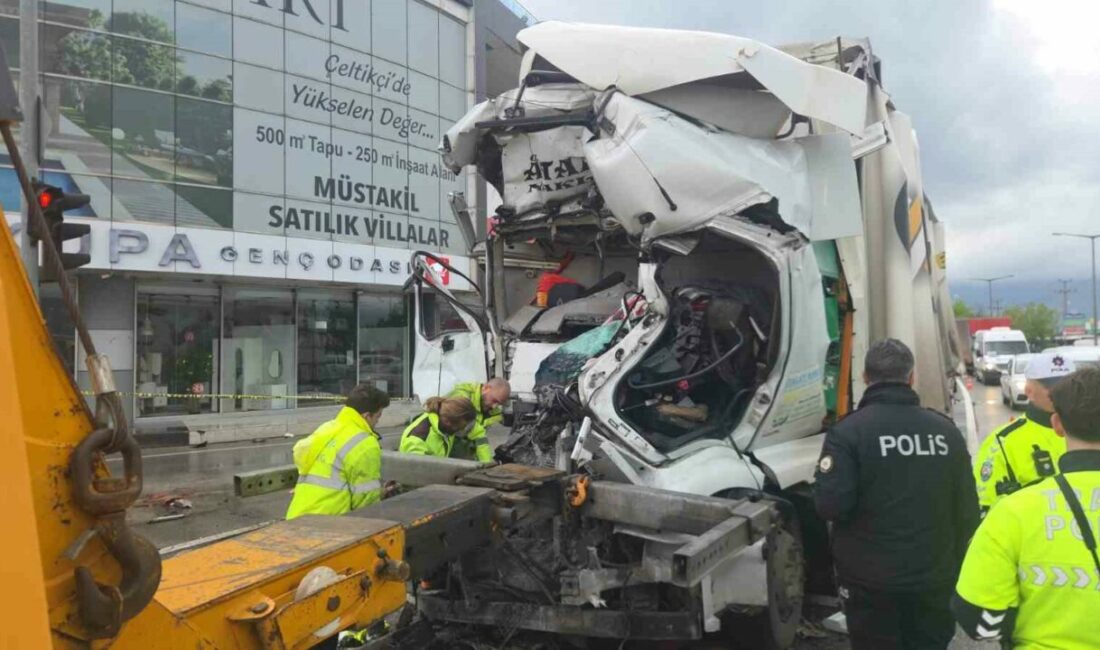 Bursa’nın Orhangazi’de meydana gelen trafik kazasında otomotiv yedek parça yüklü