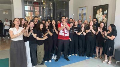 Bursa Zeki Müren Güzel Sanatlar Lisesi öğrencileri, “A Millî Futbol