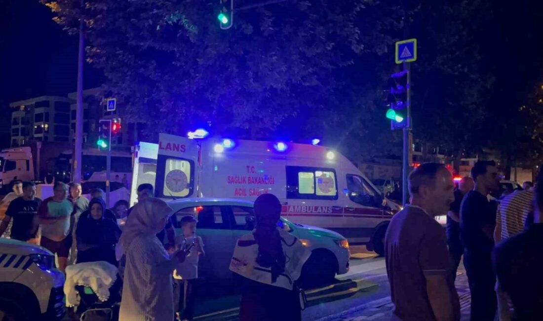 Bursa’da aileler arasında çıkan kavga büyüdü. Bıçakların çekildiği kavgada, 1’i