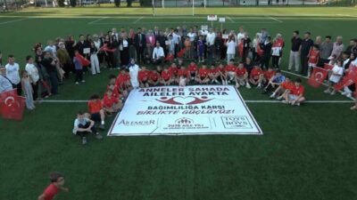 Bursa’da Aile Meclisi Derneği (AİLEMDER) tarafından “Spora evet, uyuşturucuya hayır”