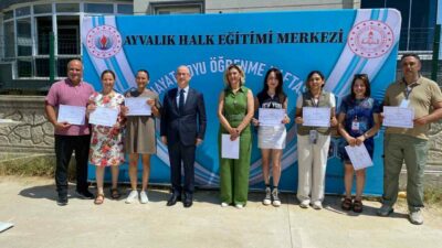 Balıkesir’in Ayvalık ilçesinde, Ayvalık Halk Eğitimi Merkezi tarafından “Hayat Boyu