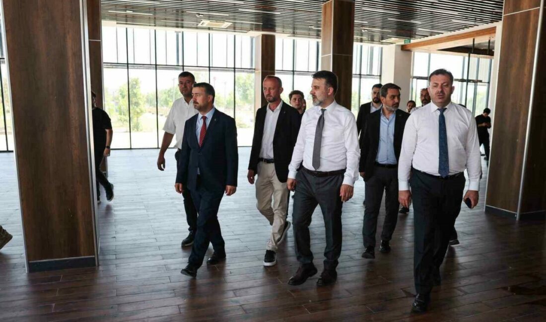 Başkan Vekili Biba: “Mustafakemalpaşa hak ettiği hizmetleri alacak” Bursa Büyükşehir Belediyesi Başkan Vekili Şahin Biba, Mustafakemalpaşa’nın hak ettiği