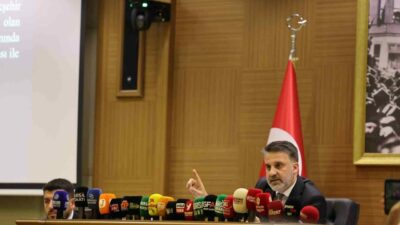 Bursa Büyükşehir Belediyesi Başkan Vekili Şahin Biba, belediye ile Tüm-Bel-Sen