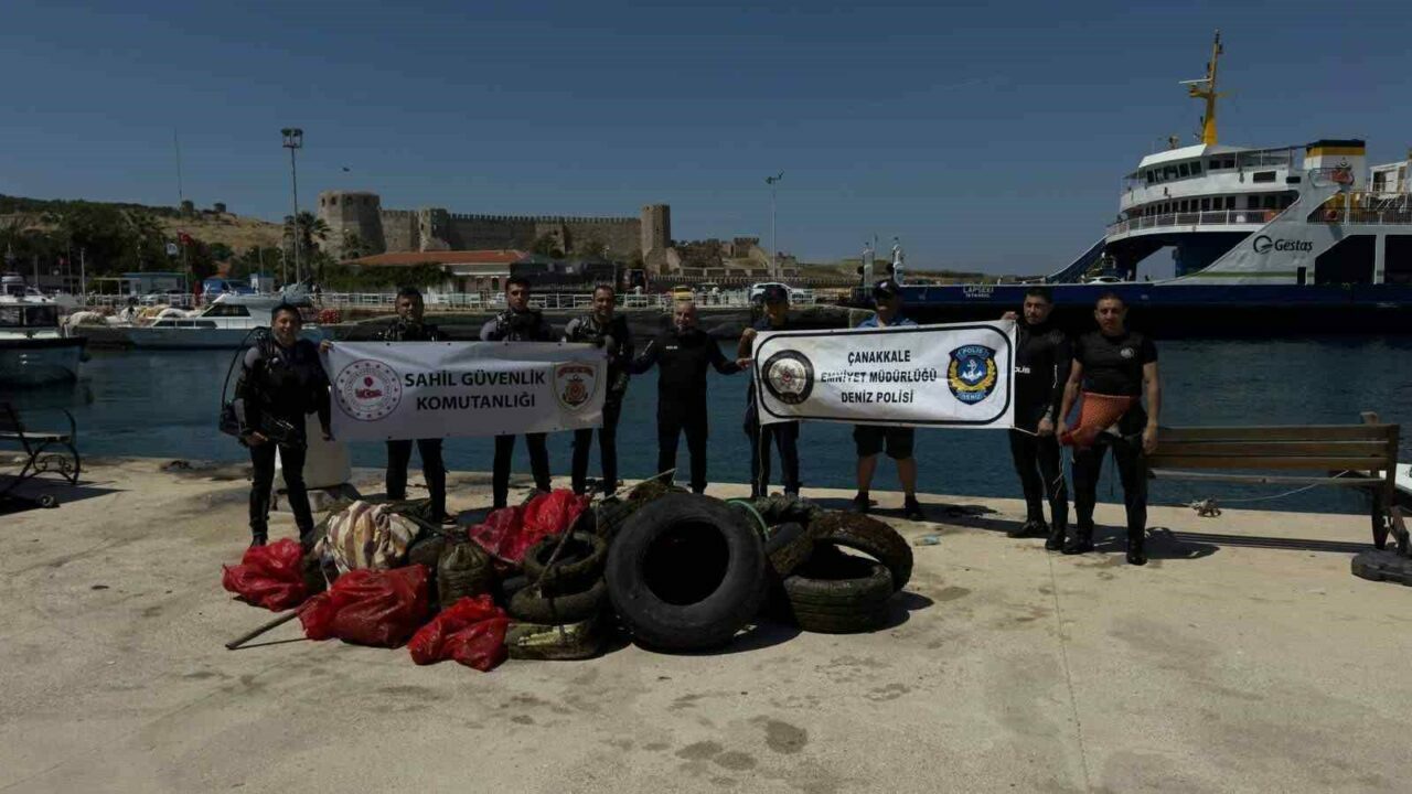 Türkiye Çevre Haftası etkinlikleri çerçevesinde Bozcaada Limanı’nda deniz dibi temizliği