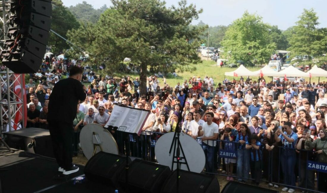 Bursa Gümüşhane Dernekleri Federasyonu ve federasyona bağlı derneklerin organizasyonuyla düzenlenen
