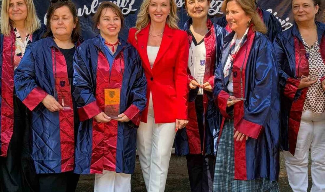 Bursa Kız Lisesi mezunları mantı gününde buluştu Bursa Kız Lisesi mezunları, mantı gününde bir araya geldi. Bu