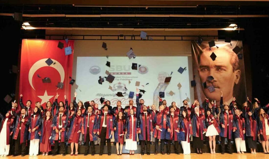 Sağlık Bilimleri Üniversitesi Bursa Tıp Fakültesi, ilk mezunlarını verdi. Merinos