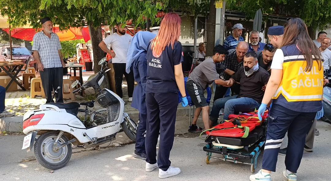 Bursa’da motosiklet otomobille çarpıştı: 1 yaralı Bursa’nın İnegöl ilçesinde otomobil ile çarpışan motosikletin sürücüsü yaralandı. Kaza,