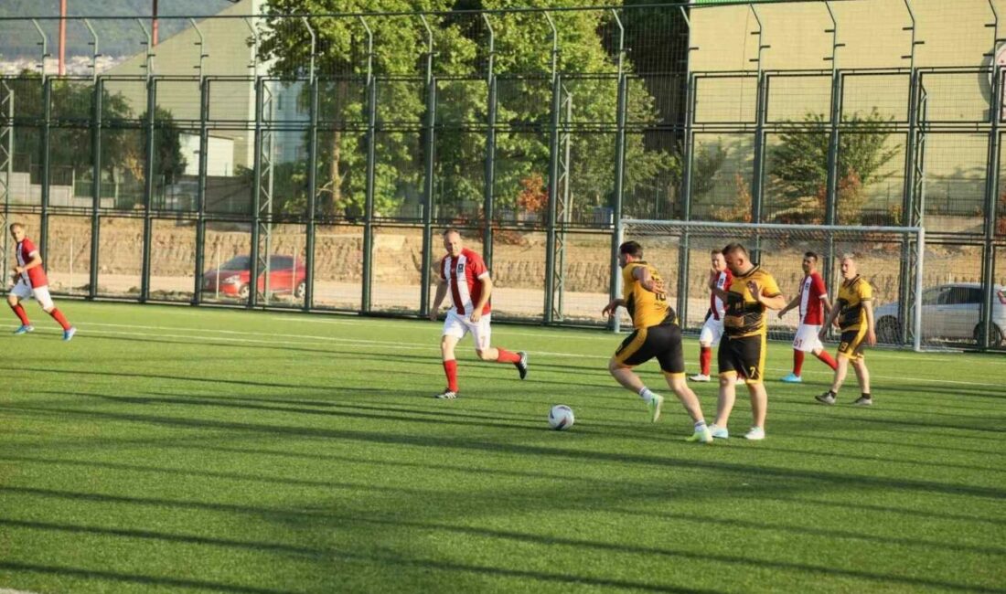 Büyükşehir’de Başkanlık Kupası heyecanı Bursa Büyükşehir Belediyesi’nin çalışanların motivasyonunu artırmak ve kurum içi dayanışmayı