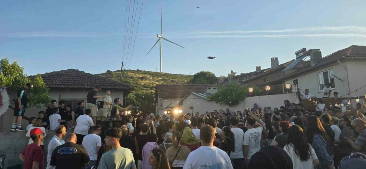 Elektronik müzik sahnesindeki başarı ile dünyada tanınan DJ Mahmut Orhan’ın