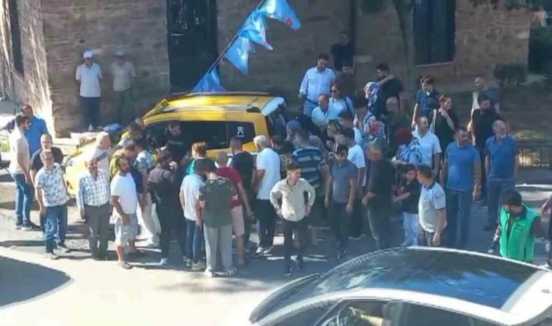 Bursa’da otobüse binmek isterken taksinin altında kalan genç bir avukat
