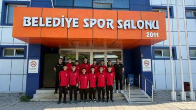İnegöl Belediyespor midi erkekler voleybol takımı, TVF tarafından Eskişehir’de düzenlenen