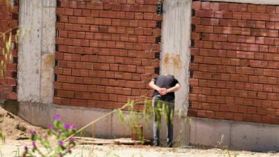 Bursa’nın İnegöl ilçesinde yapımı devam eden apartman inşaatında meydana gelen
