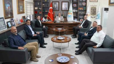 İznik’e bağlı Hocaköy, Çamdibi Ve Çiçekli Mahallelerine doğalgaz müjdesi geldi.