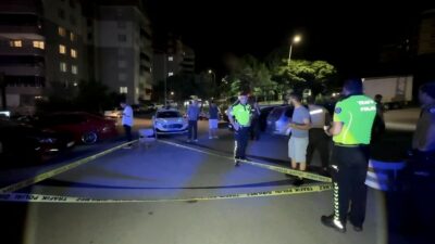 Bursa’da iddiaya göre kafede başlayan tartışma büyüyerek silahlı kavgaya döndü.