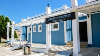 Karacabey Belediyesi, yeni sezonda da yüzme havuzlarını vatandaşların hizmetine açtı.