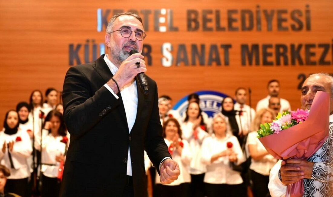 Kestel Belediyesi Türk Halk Müziği Korosu’ndan unutulmaz konser Kestel Belediyesi Türk Halk Müziği Korosu tarafından gerçekleştirilen konser, sanatseverlerin