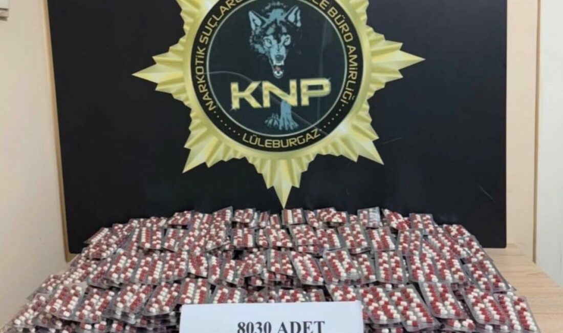 Kırklareli’nde polis ekiplerince şüphe üzerine bir aracın içindeki 3 kişinin