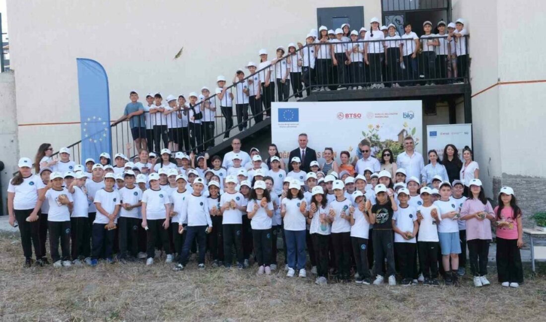 Minik öğrenciler fide dikerek doğa bilinci kazandı Avrupa Birliği (AB) tarafından finanse edilen ve Bursa Ticaret ve