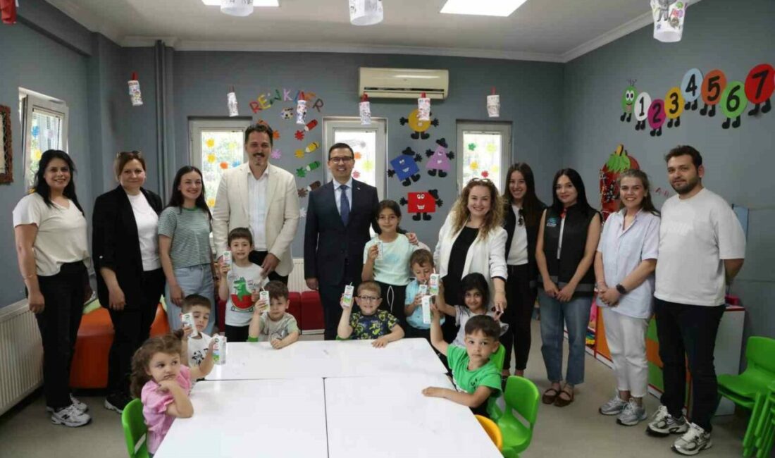 Nilüfer Belediyesi çocukların süt tüketimini destekliyor Nilüfer Belediyesi, çocukların sağlıklı beslenme alışkanlığı kazanmasını desteklemek amacıyla TMMOB