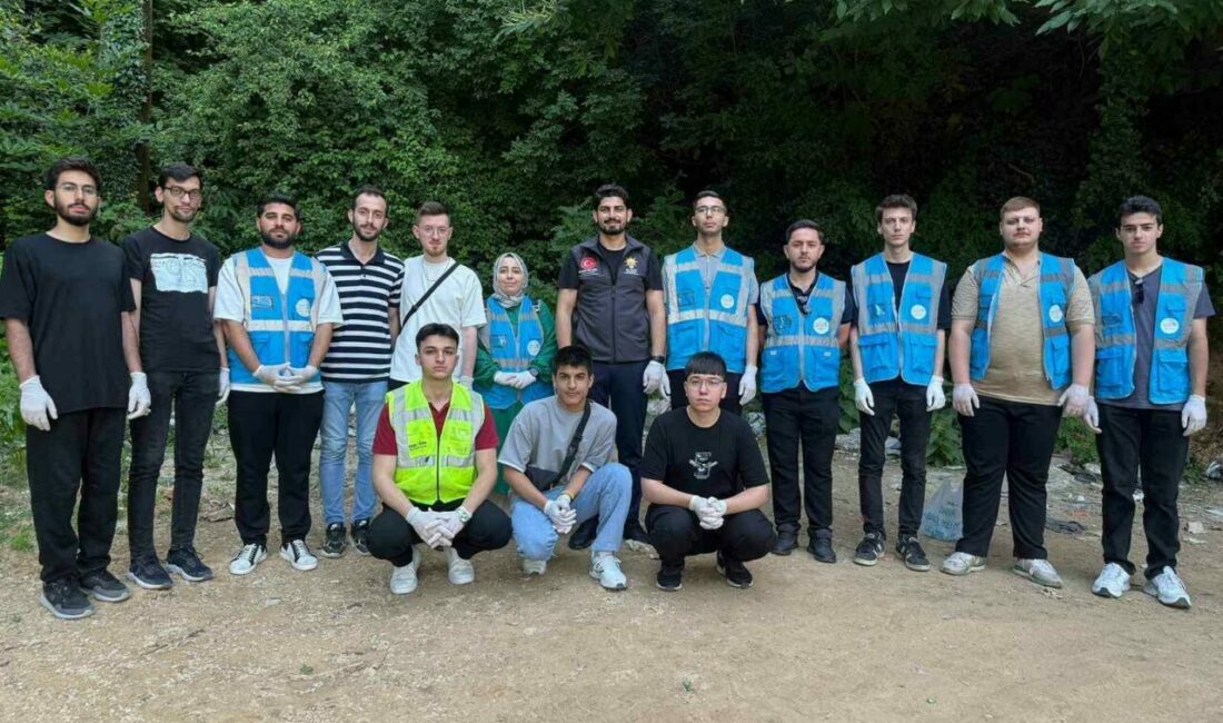 Osmangazi Gençlik Kolları’ndan çevre haftası etkinliği AK Parti Osmangazi İlçe Gençlik Kolları, Çevre Haftası kapsamında doğaya