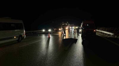 Bursa’da iddiaya göre otobanda karşıdan karşıya geçmeye çalışan şahsa, seyir