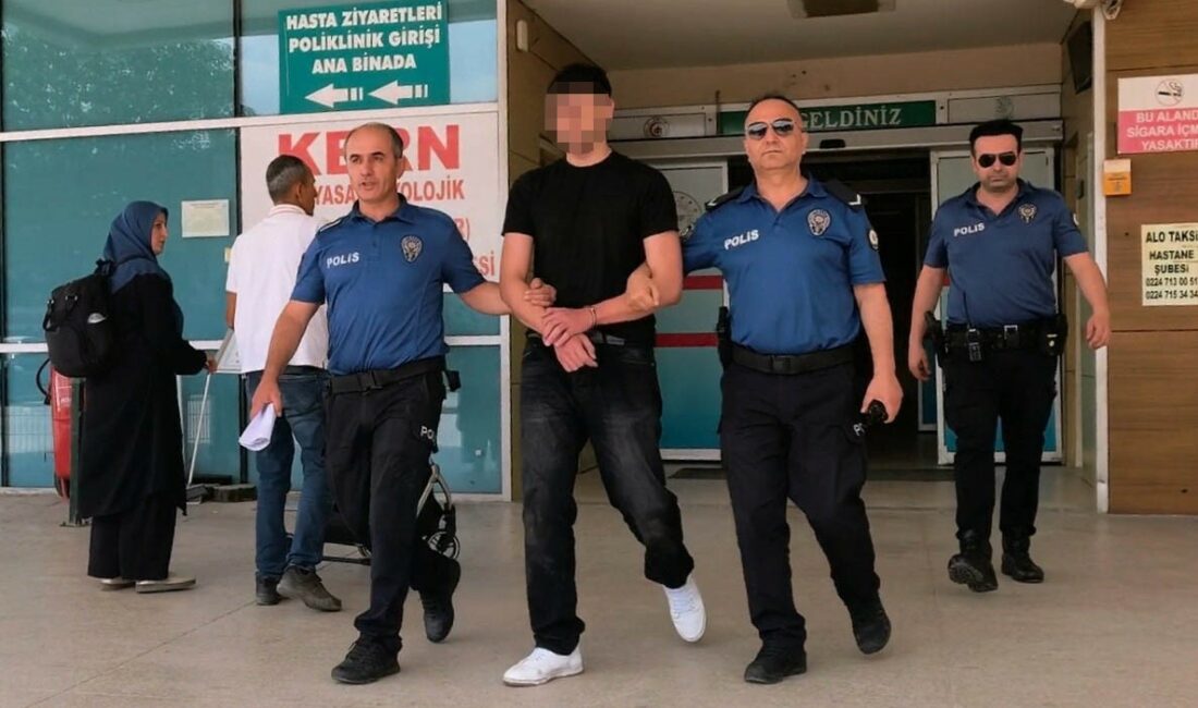 Polisten kaçan sürücüye 470 bin TL ceza Bursa’nın İnegöl ilçesinde polisin dur ihtarına uymayan motosiklet sürücüsü, motosikletini