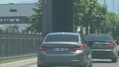 Bursa’nın İnegöl ilçesinde trafikte tehlikeli hareketler yaparak hem kendi canlarını