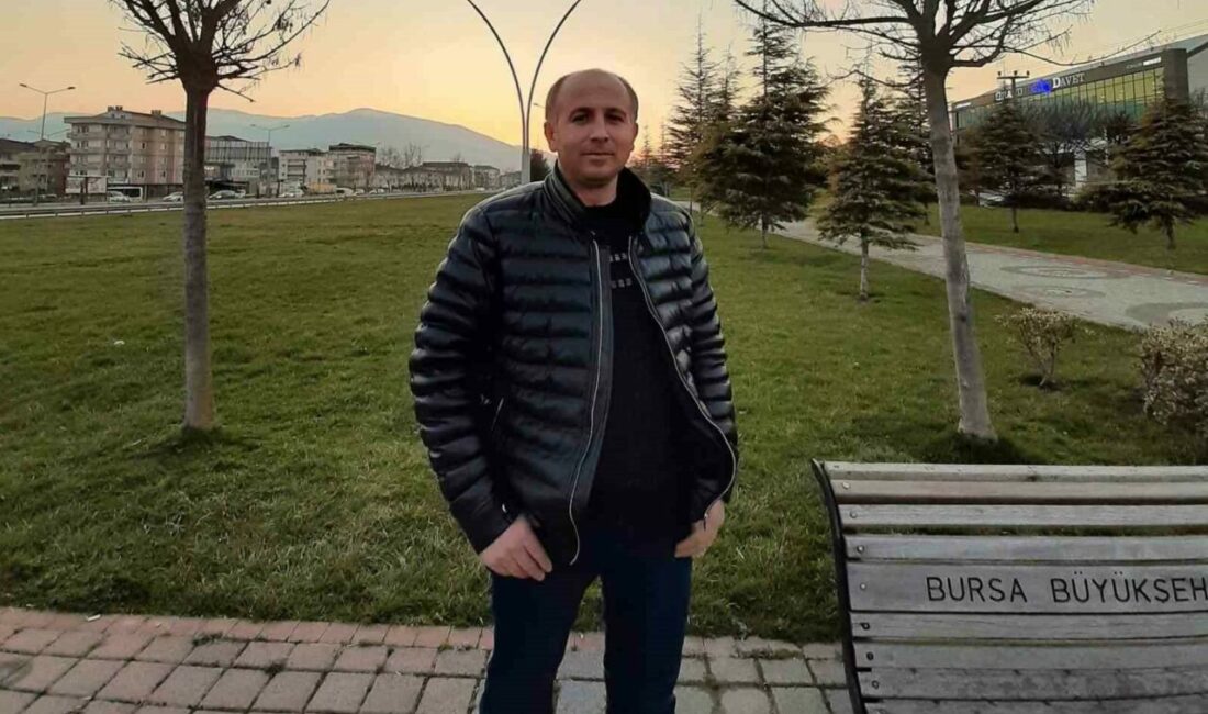 Bursa’nın İnegöl ilçesinde meydana gelen kazada kontrolden çıkarak devrilen traktörün