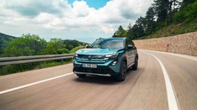 Bursa OYAK Renault Fabrikaları’nda üretilen yeni Renault Boreal, Türkiye’de satışa