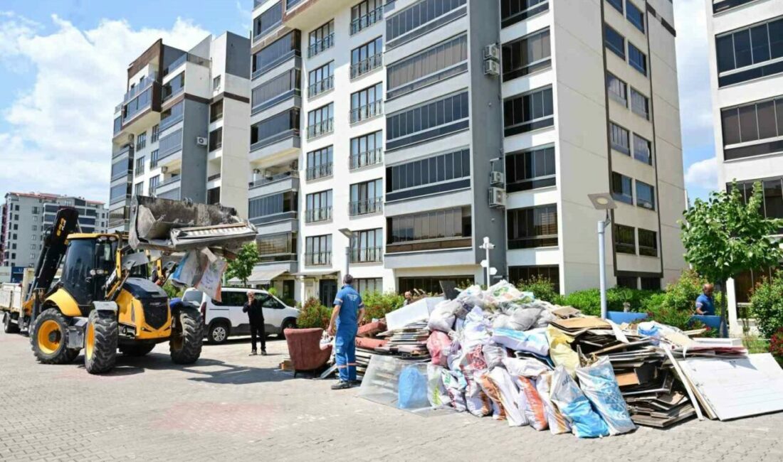 Yangının yaralarını yıldırım belediyesi sarıyor Yıldırım Belediyesi, Millet Mahallesi’nde bir sitede çıkan yangından etkilenen ve