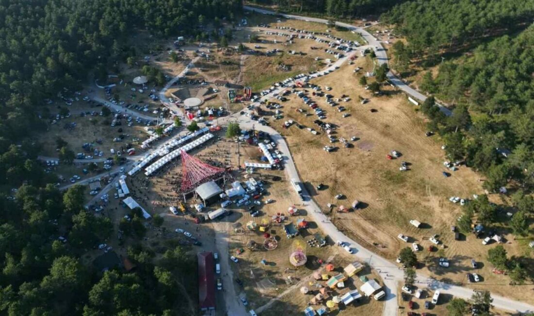 30 bin Giresunlu Bursa’da buluştu, 3 gün 3 gece horon coşkusunu doyasıya yaşadı Türkiye’nin dört bir yanından Bursa’ya gelen Giresunlular, 3 gün 3
