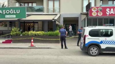Bursa’nın Nilüfer ilçesinde 2 kişi, iddiaya göre alacak-verecek meselesi nedeniyle