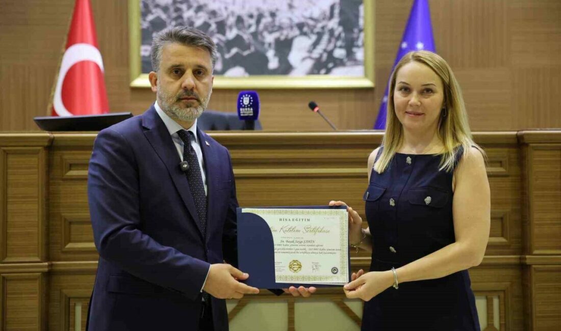 Başkan Vekili Şahin Biba: “Daha iyi hizmet için sürekli gelişim şart” Bursa Büyükşehir Belediyesi, kurumsal kapasitenin güçlendirilmesi ve hizmet yetkinliğinin artırılması