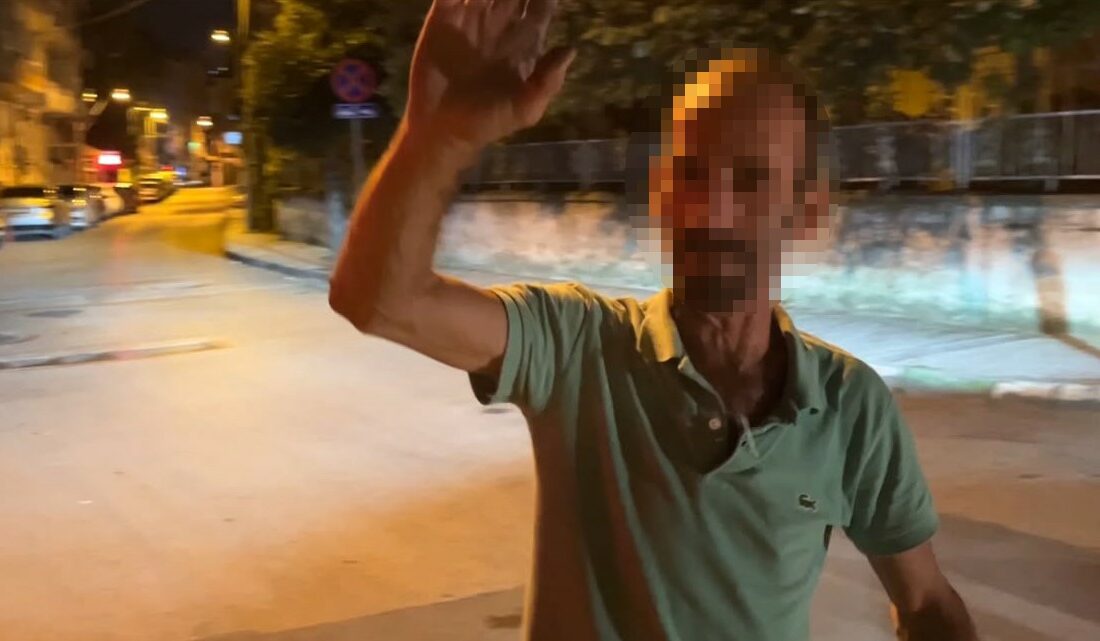 Bisikletiyle polislerin yanına geldi, 20 kat alkollü çıktı, kameraya şarkı söyledi Bursa’da denetim yapan trafik polislerini görüp yanına gelen alkollü bisiklet