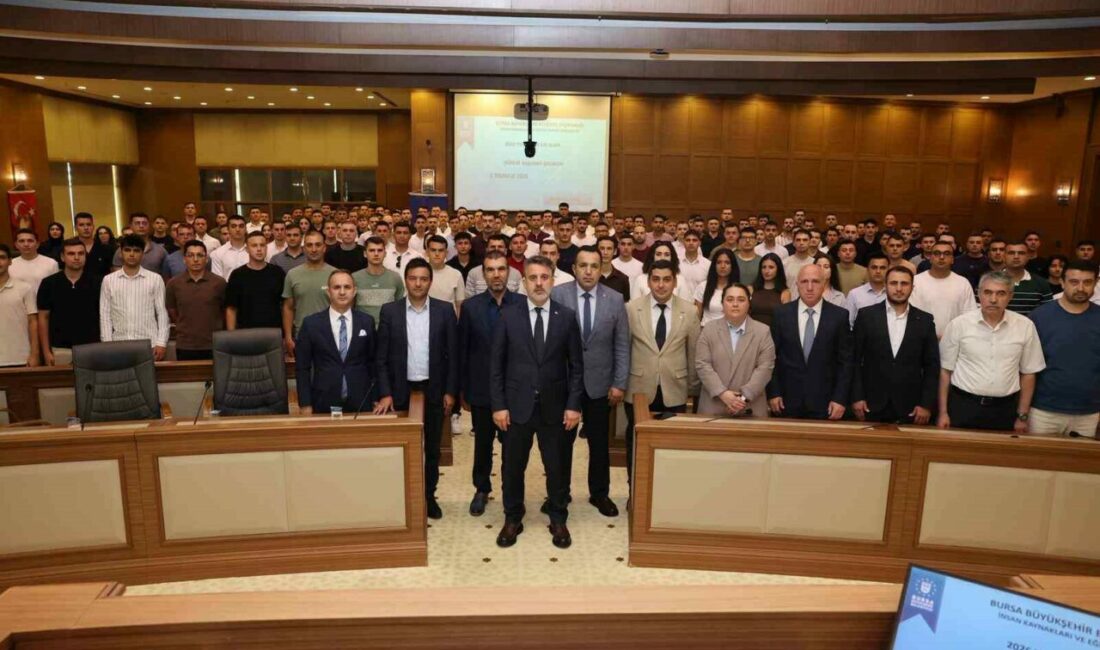 Bursa Büyükşehir İtfaiyesi güçleniyor Bursa Büyükşehir Belediyesi Başkan Vekili Şahin Biba’nın katılımıyla Belediye Meclis