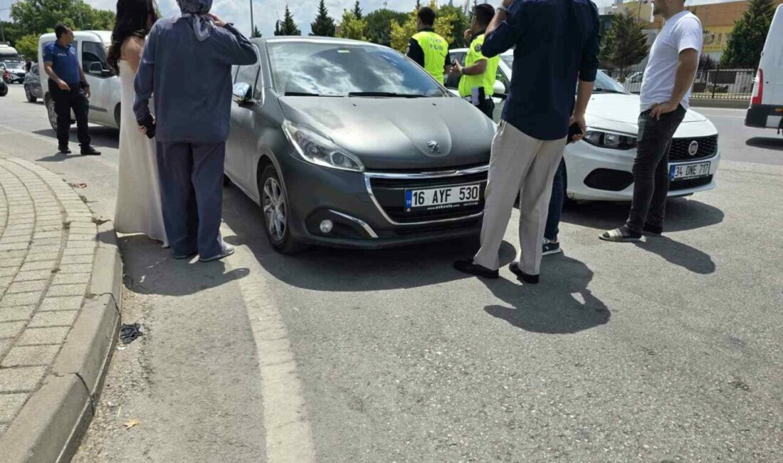 Bursa İnegöl’de otomobil motorsiklete çarptı:2 yaralı Bursa’nın İnegöl ilçesinde meydana gelen kazada otomobil ile çarpışan motosikletteki