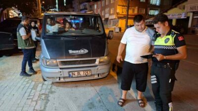 Bursa’nın Orhangazi ilçesinde polis ekiplerince gerçekleştirilen huzur uygulamasında 920 kişinin