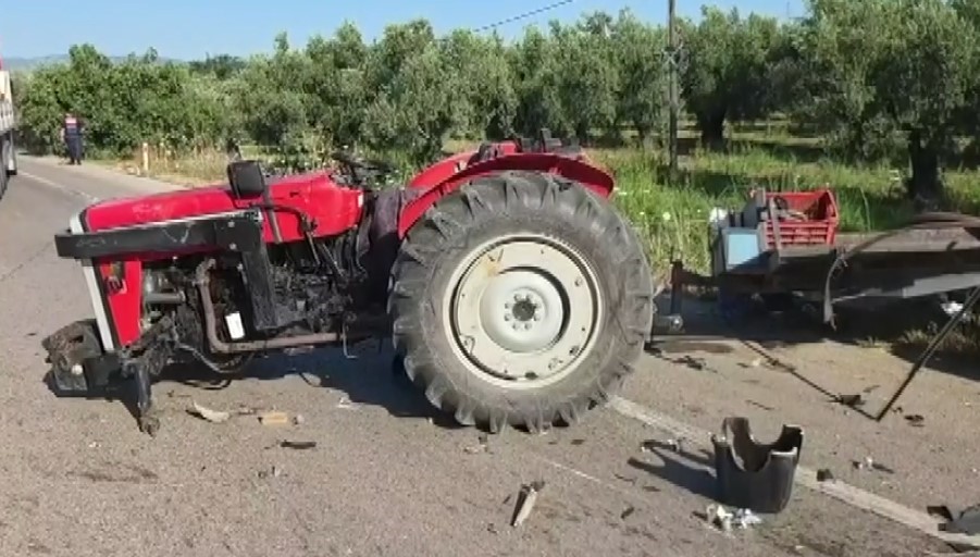 Bursa’da traktör kazası: 2 yaralı Bursa’nın Orhangazi ile İznik ilçelerini bağlayan kara yolunun Üreğil Mahallesi
